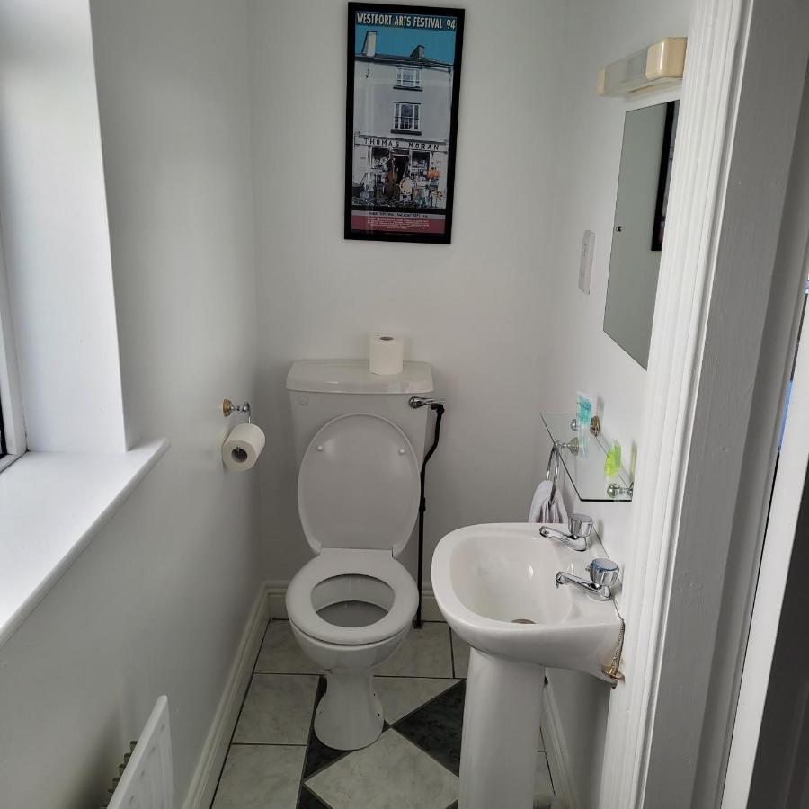 Dun Maeve Guesthouse Westport Kültér fotó